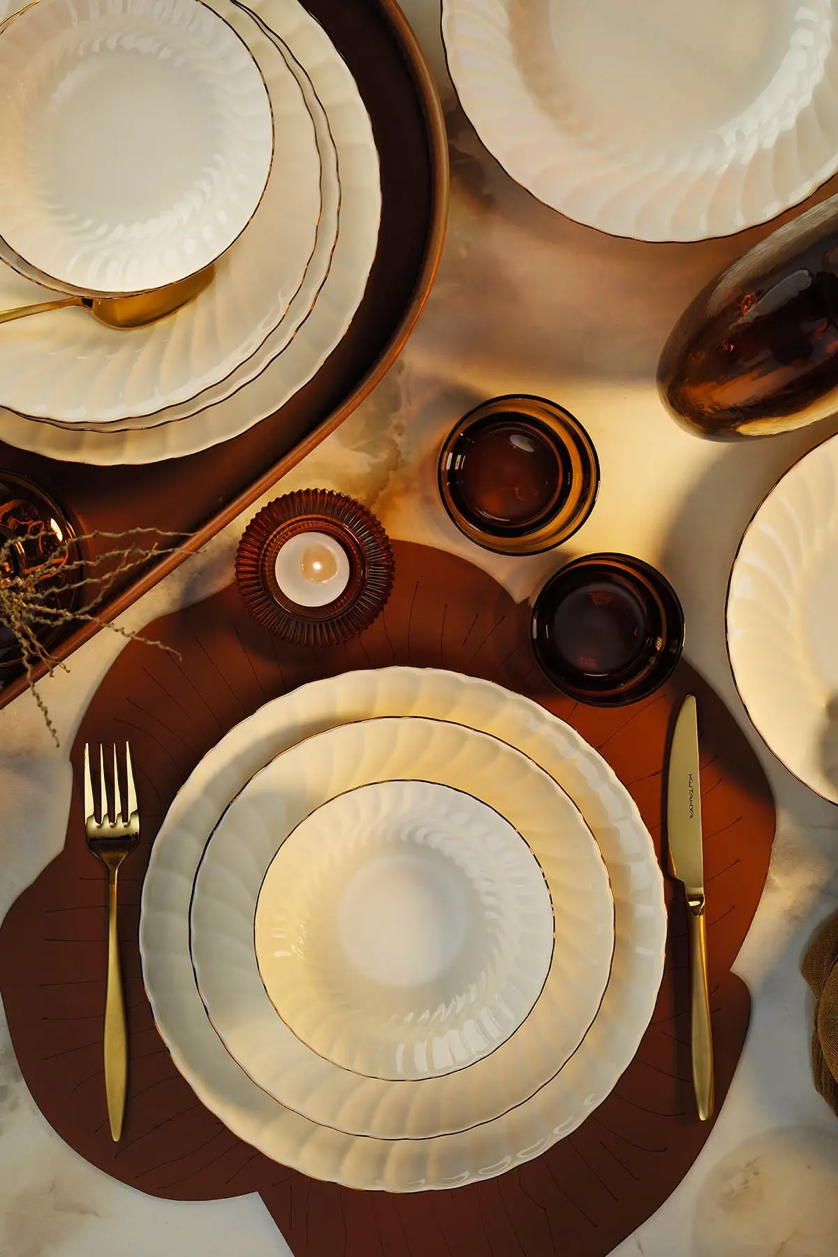 Kütahya Porselen Bone Lilyum 6 Kişilik Bone Liyum Yemek Takımı